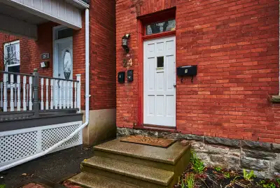 This spacious newly renovated first floor apartment features Luxury Vinyl Tile, lots of windows and...