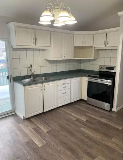 Welcome to this charming 2 bedroom apartment, perfect for comfortable living! This inviting space fe...