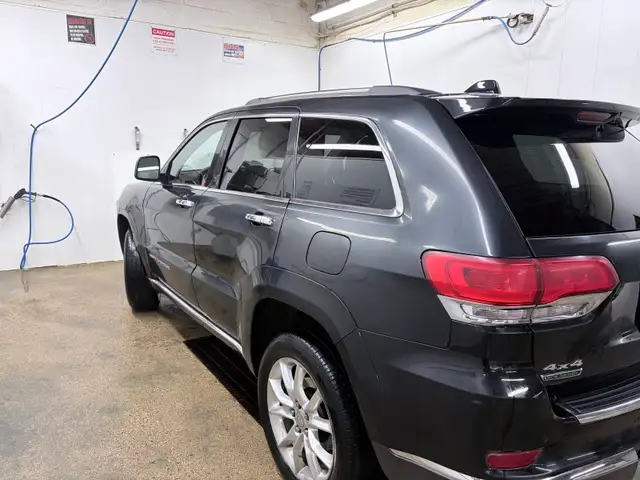 Jeep Grand Cherokee Summit