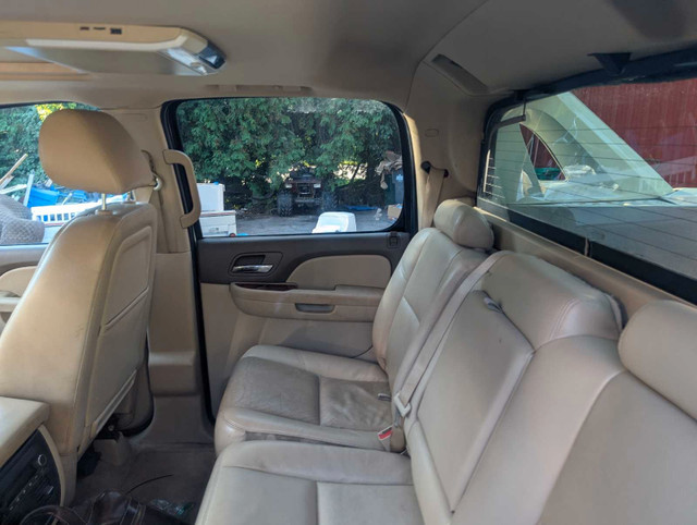 2013 Chevrolet Avalanche Black Diamond in Cars & Trucks in Oakville / Halton Region - Image 4