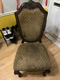 Dining Room Chairs $50 for 5 chairs Selling As Is