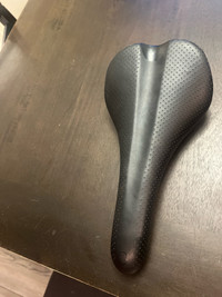 Bike seat in decent condition 