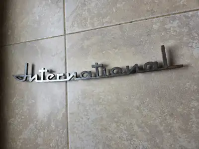 Vintage INTERNATIONAL FENDER EMBLEM SCRIPT, View more