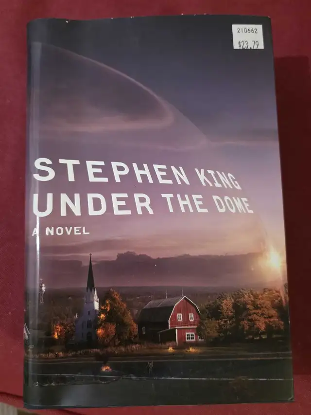 Stephen King Under the Dome in Fiction in Ottawa - Image 2