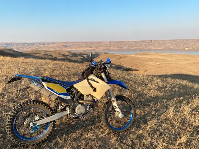 2013 Husaberg (ktm) FE 350 street legal dualsport SNOWBIKE in Dirt Bikes & Motocross in Regina - Image 7
