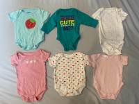 TONS OF 0-3 MONTHS NEWBORN BABY GIRL CLOTHES (see all pics)