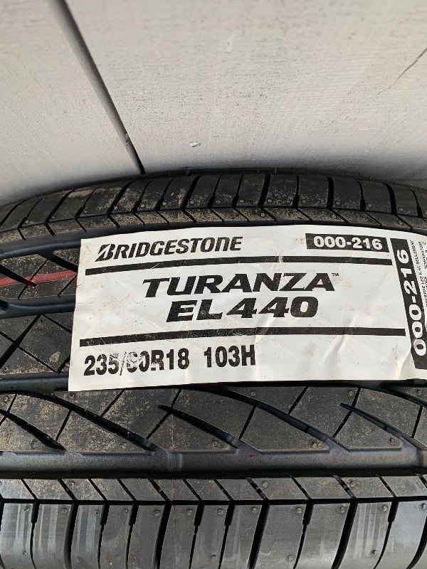 Bridgestone Turanza EL 440 235/60/18 tires Tires & Rims Kitchener
