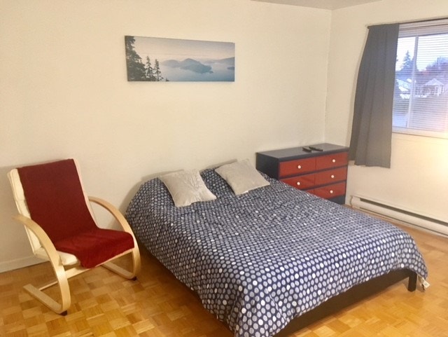 Chambre à louer Brossard — photo 1