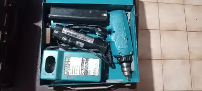 VINTAGE MAKITA  4 TOOLS+CHAGER+ 5 BATTERIES, View more