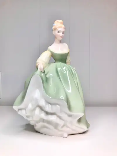 Collectible 1962 Royal Doulton Fair Lady H.N. 2193 Measures approximately 7.75” Beautiful condition....