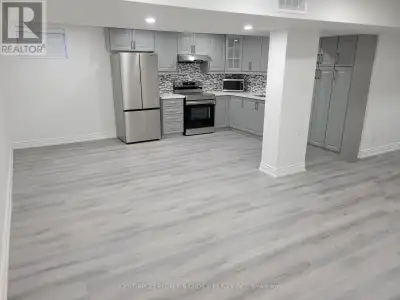 BASEMENT APARTMENT FOR RENT IN BRAMPTON - BEST LOCATION!!!