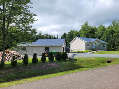 House for Sale - Welcome to 31 Robin Drive, Waasis, NB!