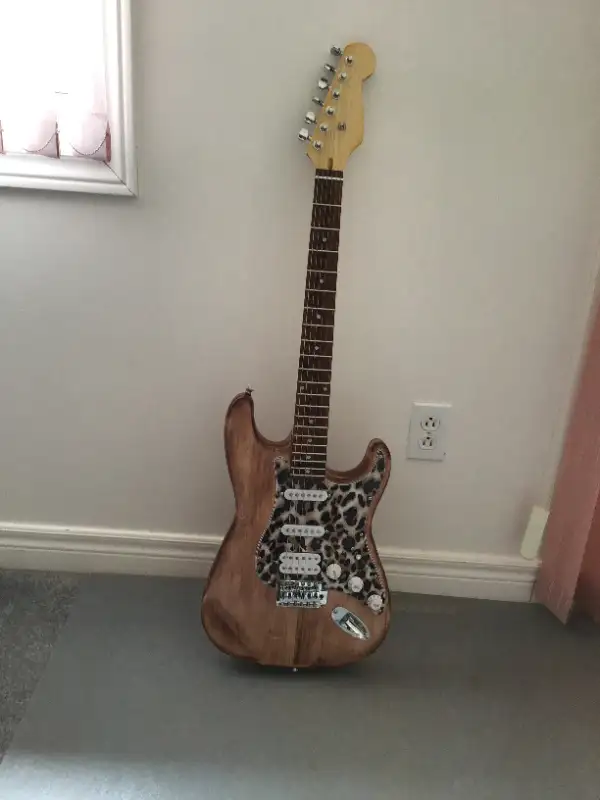 " BOA " Stratocaster Guitar in Guitars in Peterborough - Image 2