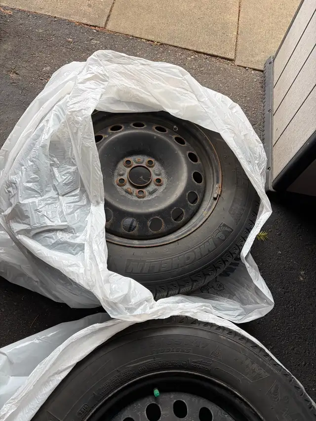 As is. Steel Rims and Tire in Tires & Rims in City of Toronto - Image 5