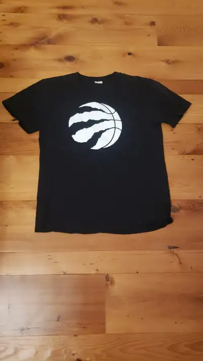 Got it at a Raptors game and never wore it.