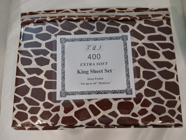 KING SHEET SET ANIMAL PRINT BRAND NEW in Bedding in Belleville - Image 2