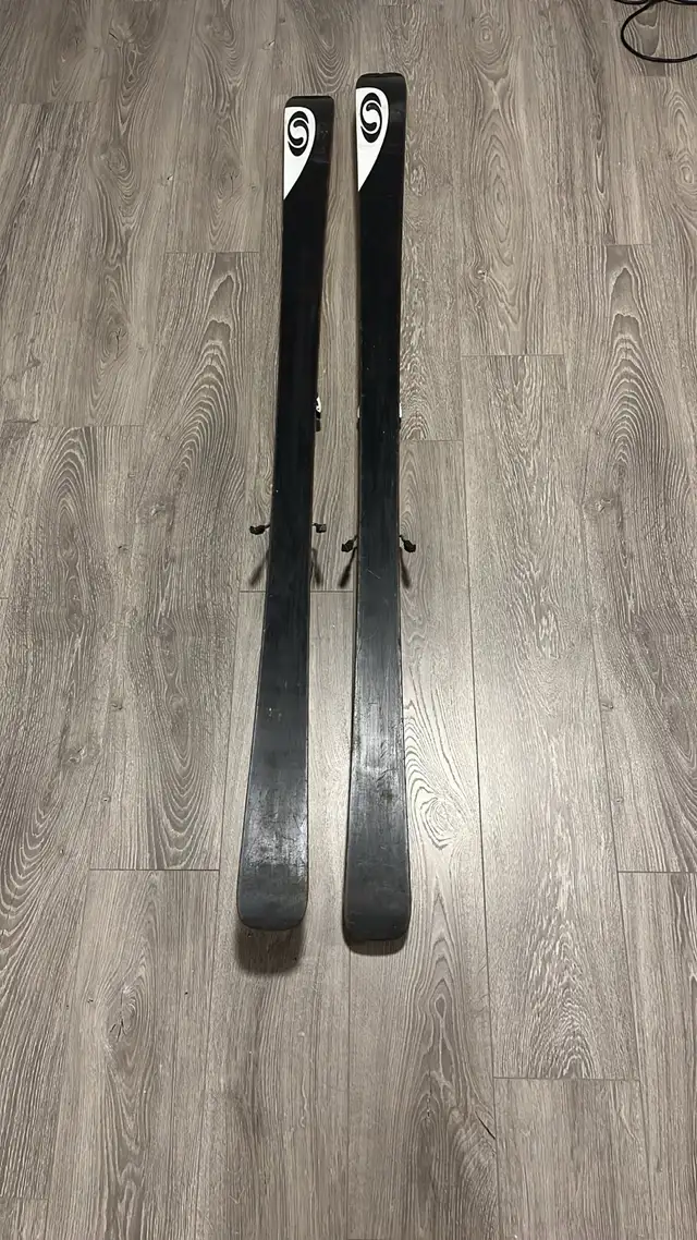 Salomon XScream Skis in Ski in Penticton - Image 3