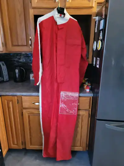 Motorcycle Rain suit. Very good condition. Size medium. Price $ 60. Phone 902 759 3322