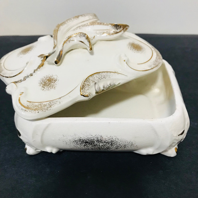 Boîte bijoux jewels box en céramique vintage  dans Décoration intérieure et accessoires  à Laval/Rive Nord - Image 2