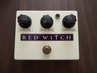 Red Witch Deluxe Moon Phaser Tremolo Original Run RARE, View more