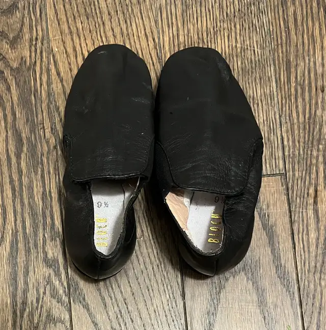 Bloch Ballet Shoes Size 9.5 in Kids & Youth in Oshawa / Durham Region - Image 4