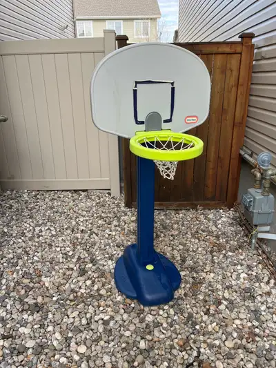 Free Still works. Adjustable height