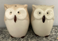 Tan/Beige Ceramic Owl Salt and Pepper Shakers