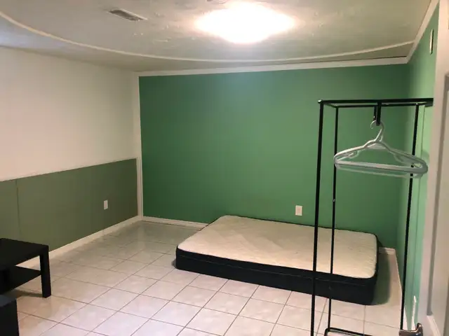 Four Student Rooms for Rent in Room Rentals & Roommates in Peterborough - Image 6