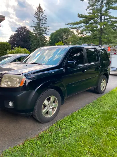 2011 Honda Pilot. Lots of mileage left on this truck but needs some mechanical attention. Just had a...