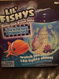 NEW:  Glow In The Dark LIL' FISHYS Motorized Water Pets (Watch t