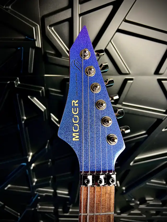 Mooer Electric Guitar532565561569464324