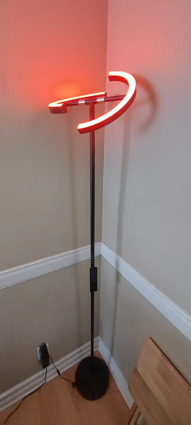 Floor lamp in colors and with remote control (like new) - $4063008307206657123