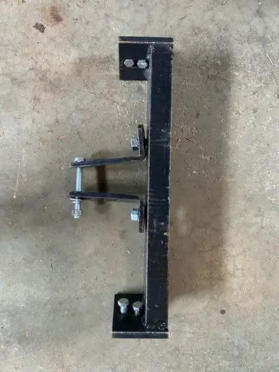 This equalizer pole tongue adaptor is designed to make your trailer hitching experience smoother. As...