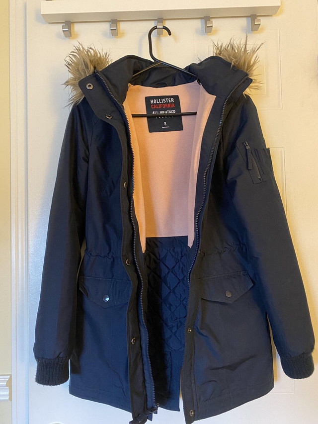 MANTEAU PARKA HOLLISTER CALIFORNIA POUR FILLE dans Enfants et jeunesse  à Ville de Montréal - Image 2