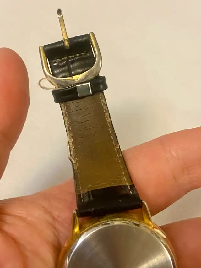 2 vintage watches for 1 price in Jewellery & Watches in City of Toronto - Image 7