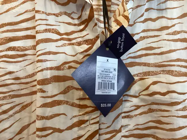 Women’s Short Sleeve Blouse - New, size XL in Women's - Tops & Outerwear in Oshawa / Durham Region - Image 6