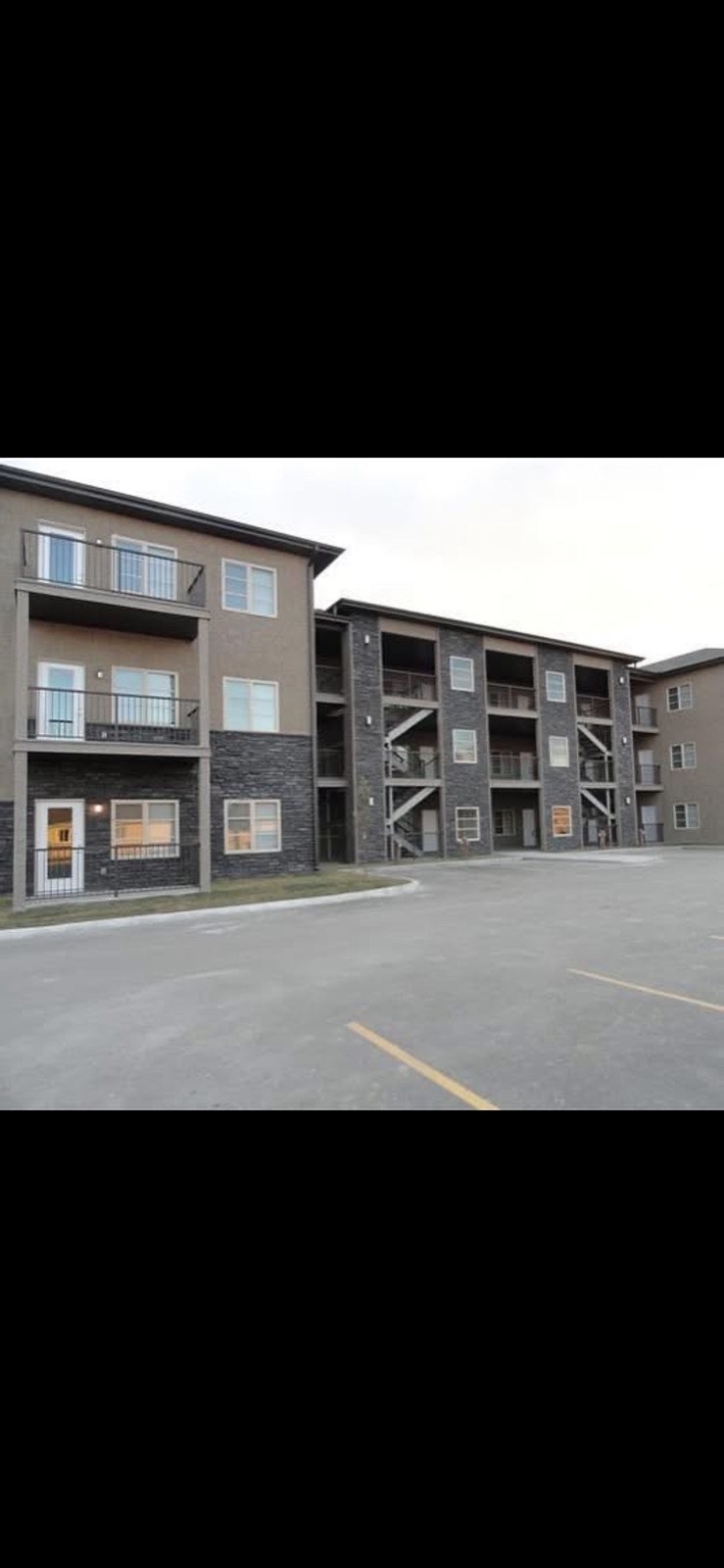 Modern 3 bedroom condo in Steinbach 1