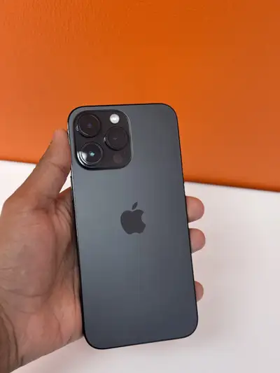 87% Battery Health Network unlocked 128GB Storage 6 months warranty Available at Univercell Cambridg...