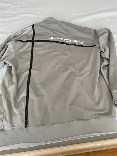 Jordan jacket $ 70.00 !!!!!! FIRM !!!!!! XXL Mens Jordan jacket