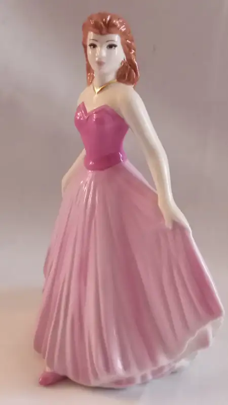COALPORT FIGURINE in Arts & Collectibles in Barrie - Image 5