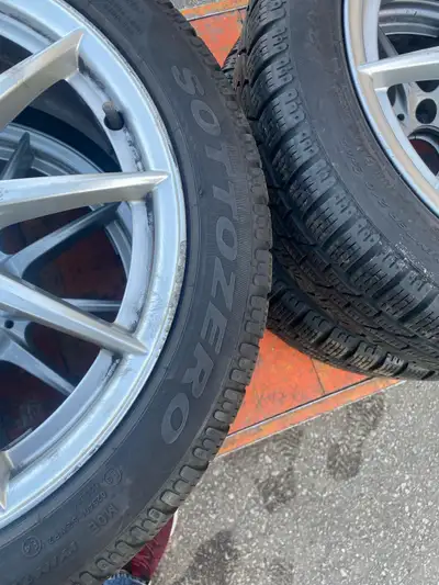 In great shape perilla Sottozero winter tires on rims 205/50/R17. These are off a MB B250. Used 1 wi...