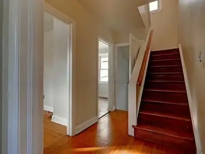 ROOM FOR RENT IN BURLINGTON