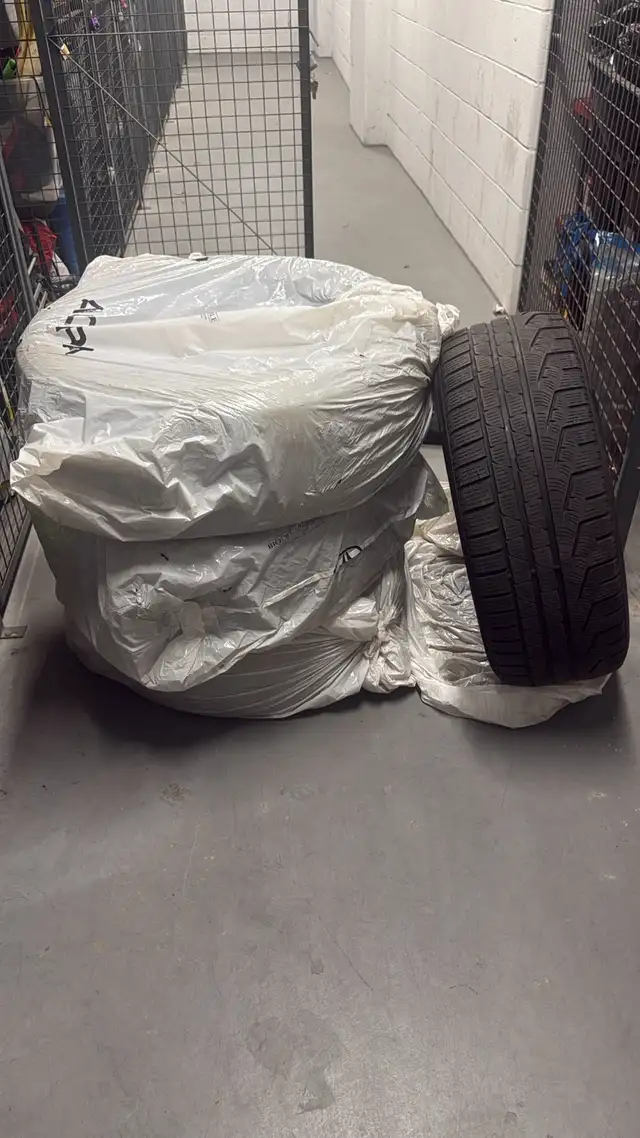 Pirelli Winter Tires 235/55R18 — Set of 4 - Good Condition in Tires & Rims in City of Toronto - Image 2