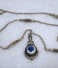 Vintage Jewellery: Delft Blue Necklace +10K + .925 Silver