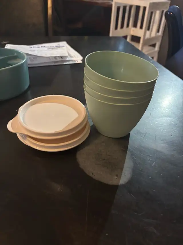 tupperware in Kitchen & Dining Wares in Laurentides - Image 4