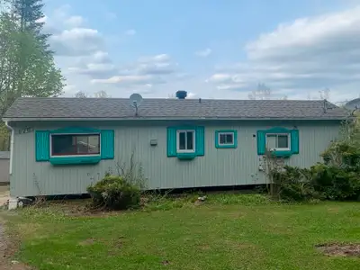 Maison mobile à vendre, sans le terrain, enfin prête à partir pour la fin de l’été, début automne. V...