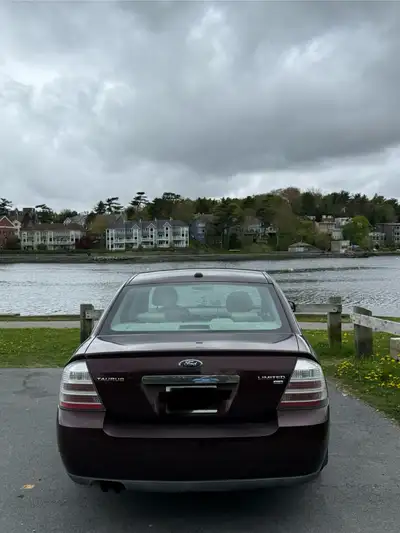 2009 ford taurus 213k full leather with working ac Power front seats and locks Sunroof Recently chan...