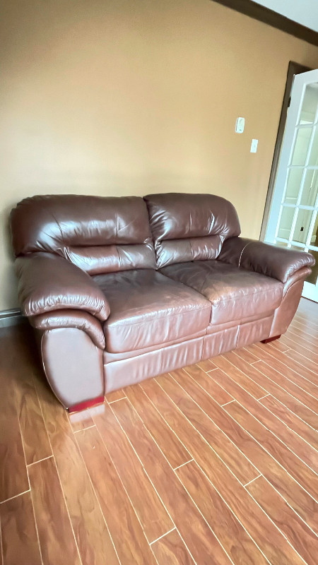 Leather love seat!! in Couches & Futons in St. John's - Image 2