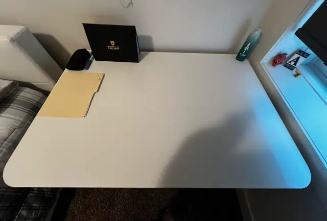 IKEA Table – Good Condition – $3062863737200387121