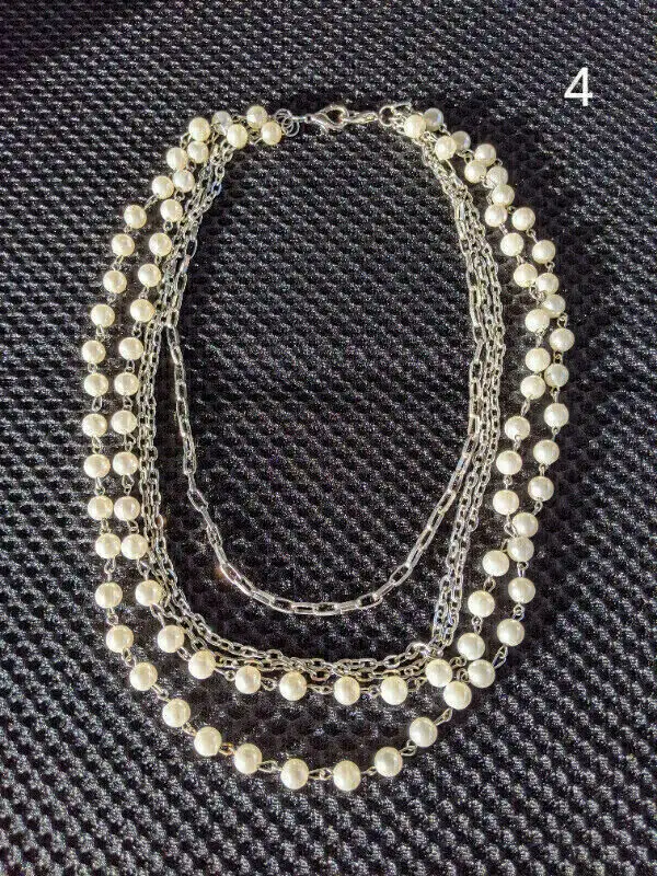 Faux-Pearl Necklaces Party Accessory/Jewelry in Jewellery & Watches in Laval / North Shore - Image 5